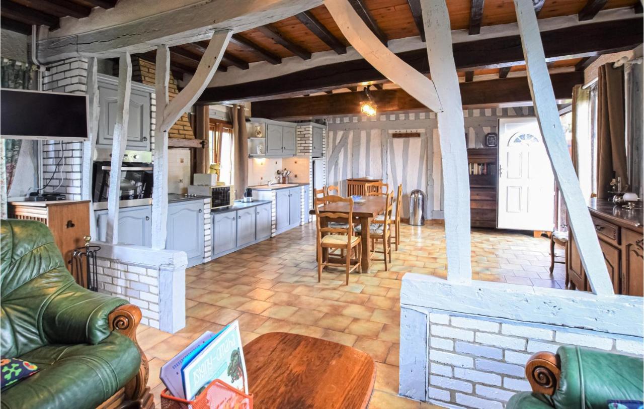 2 Bedroom Lovely Home In Marques 외부 사진