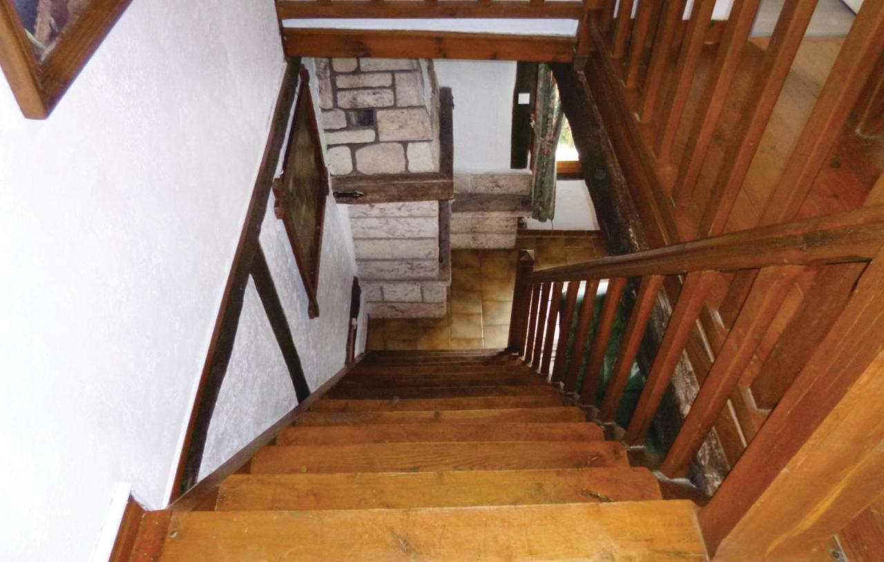 2 Bedroom Lovely Home In Marques 외부 사진